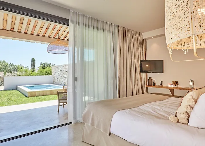 Hotel La Bastide Saint Georges & 4*