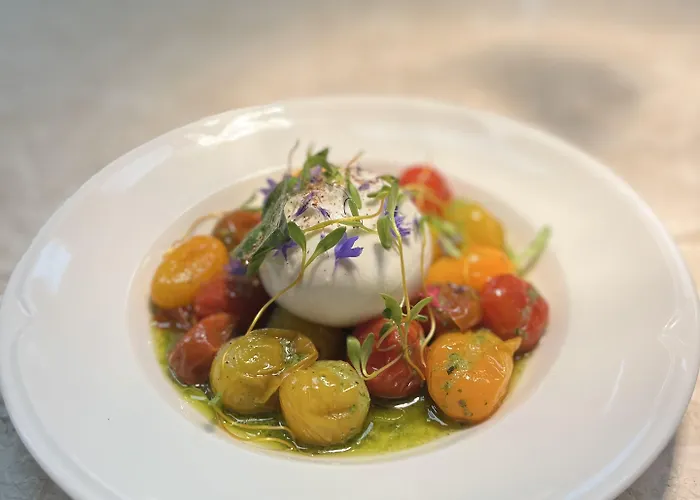 Hotel La Bastide Saint Georges & 4*