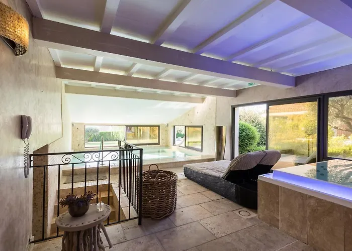 Hotel La Bastide Saint Georges & Forcalquier