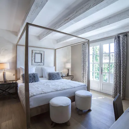 Ξενοδοχείο La Bastide Saint Georges & 4*