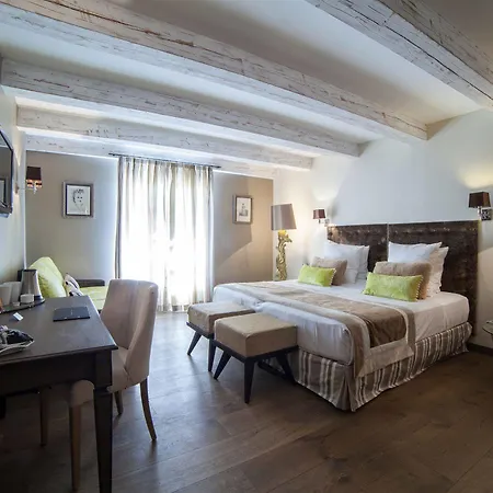 Ξενοδοχείο La Bastide Saint Georges & 4*